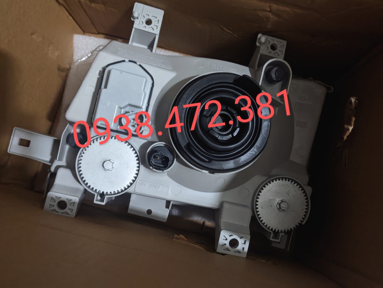 MK580556 ĐÈN PHA COS MITSUBISHI CANTER TF